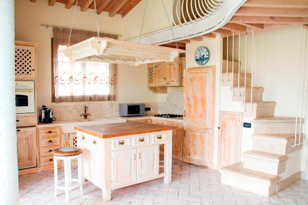 Agriturismo Gualdo Del Re Суверето Экстерьер фото